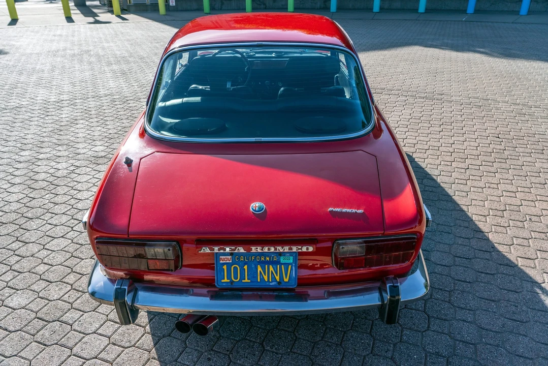 1974 Alfa Romeo 2000 GT Veloce - Image 10 of 31