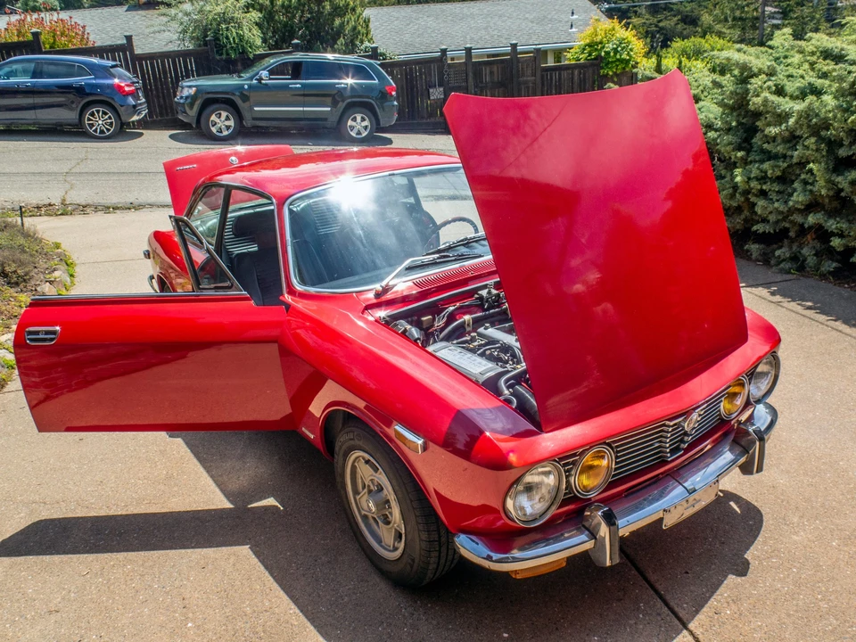 1974 Alfa Romeo 2000 GT Veloce - Image 29 of 31