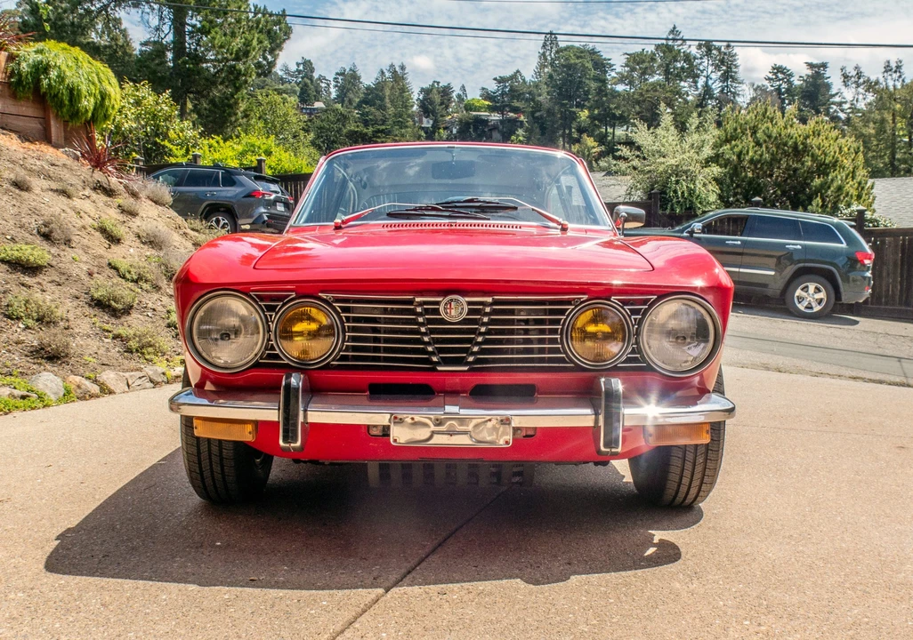 1974 Alfa Romeo 2000 GT Veloce - Image 22 of 31