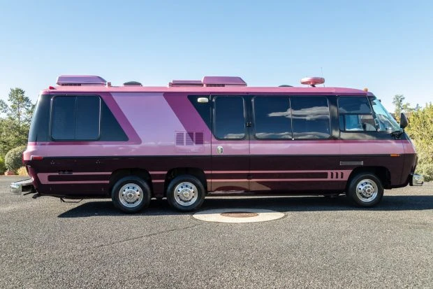1977 GMC Motorhome - Image 3 of 9