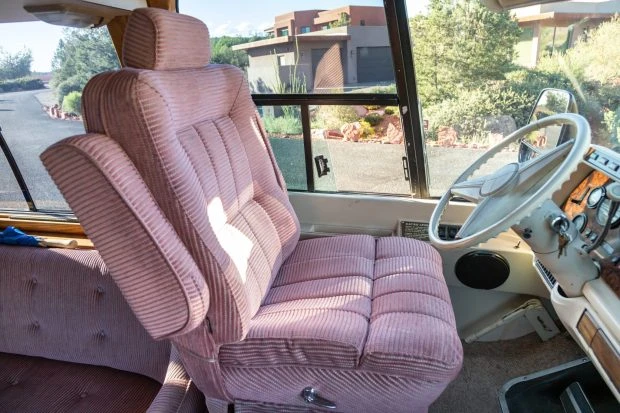 1977 GMC Motorhome - Image 4 of 9