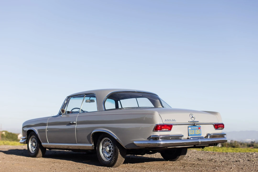1967 Mercedes-Benz W111 Coupe - Image 10 of 31