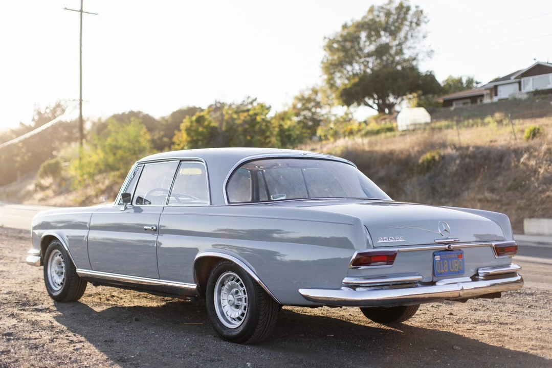 1967 Mercedes-Benz W111 Coupe - Image 9 of 31