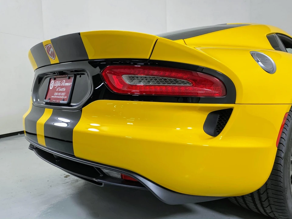 2013 Dodge Viper 5th Gen - Image 30 of 31