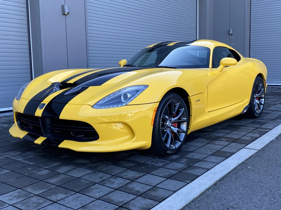 2013 Dodge Viper 5th Gen - Image 2 of 31
