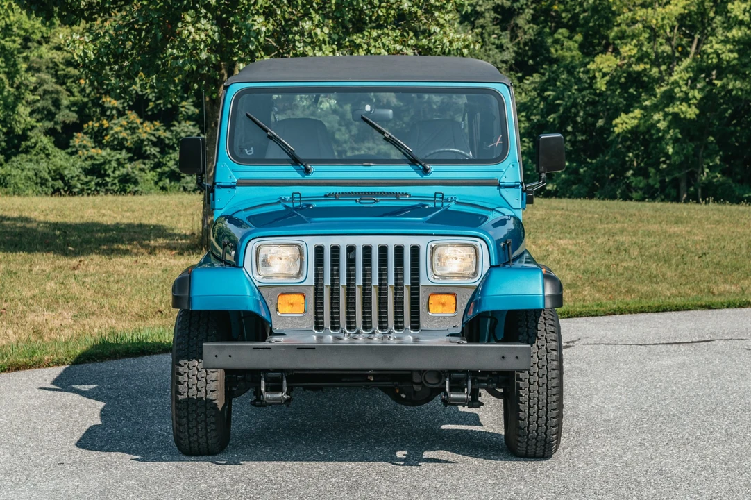1993 Jeep YJ Wrangler - Image 4 of 31