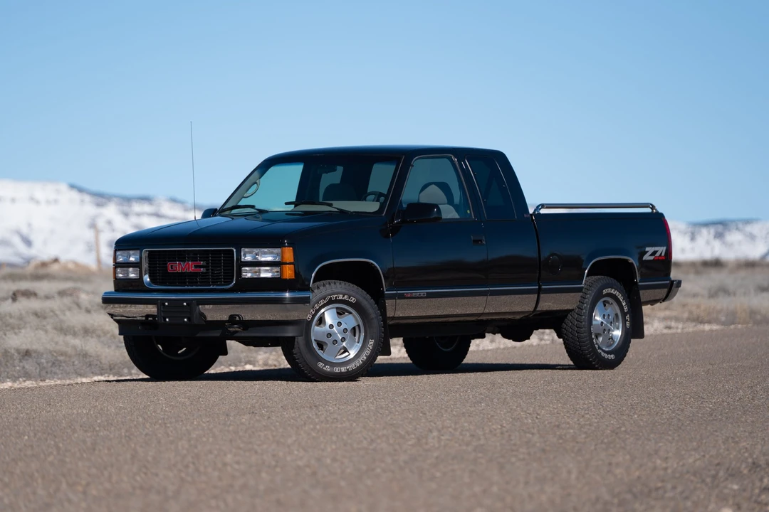 1995 GMC Sierra 1st Gen - Image 4 of 31