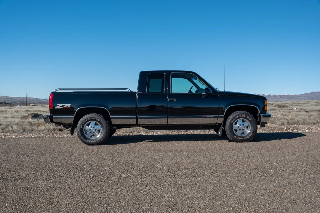1995 GMC Sierra 1st Gen - Image 12 of 31