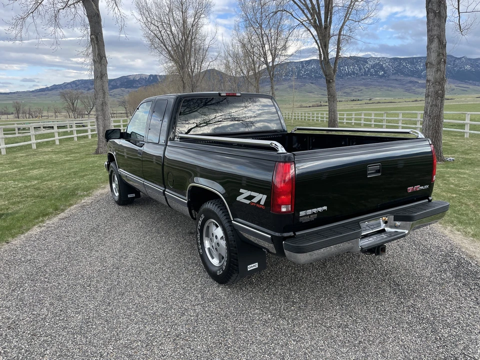 1995 GMC Sierra 1st Gen - Image 11 of 31