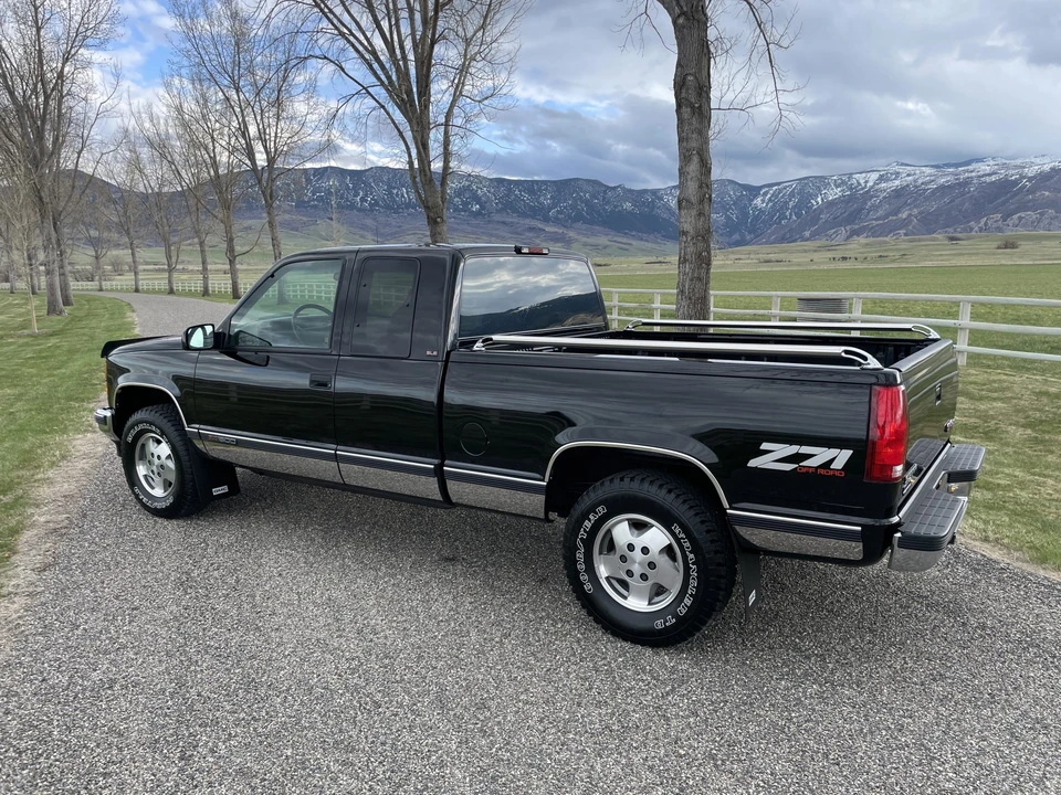 1995 GMC Sierra 1st Gen - Image 12 of 31