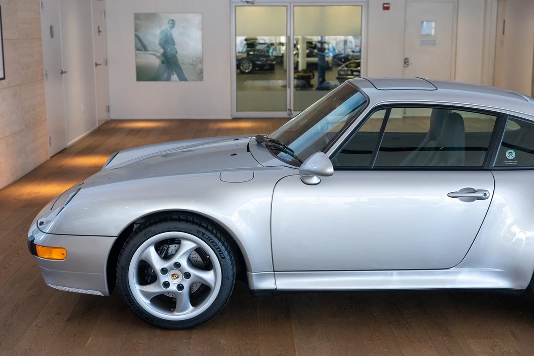 1998 Porsche 993 Carrera S - Image 25 of 31