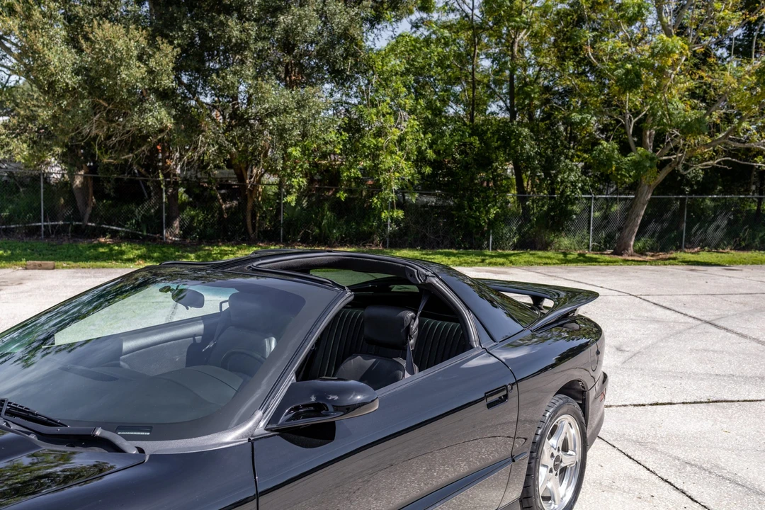 2001 Pontiac Firebird Trans Am 4th Gen - Image 21 of 31