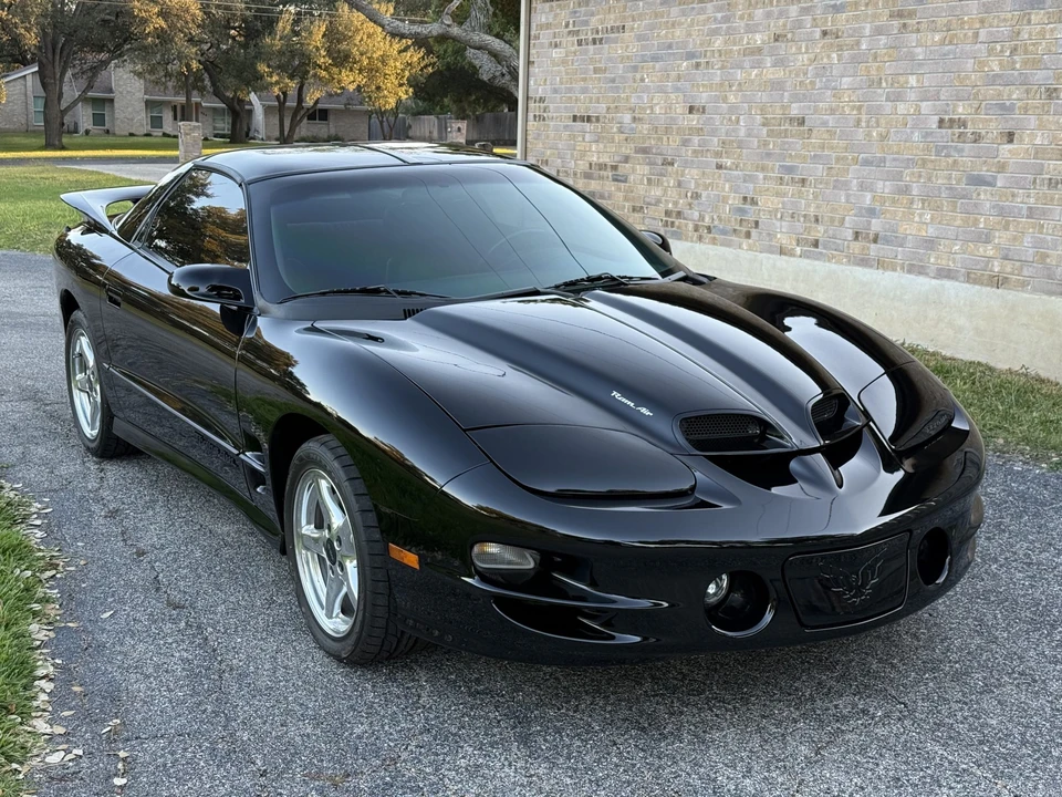 2001 Pontiac Firebird Trans Am 4th Gen - Image 2 of 31