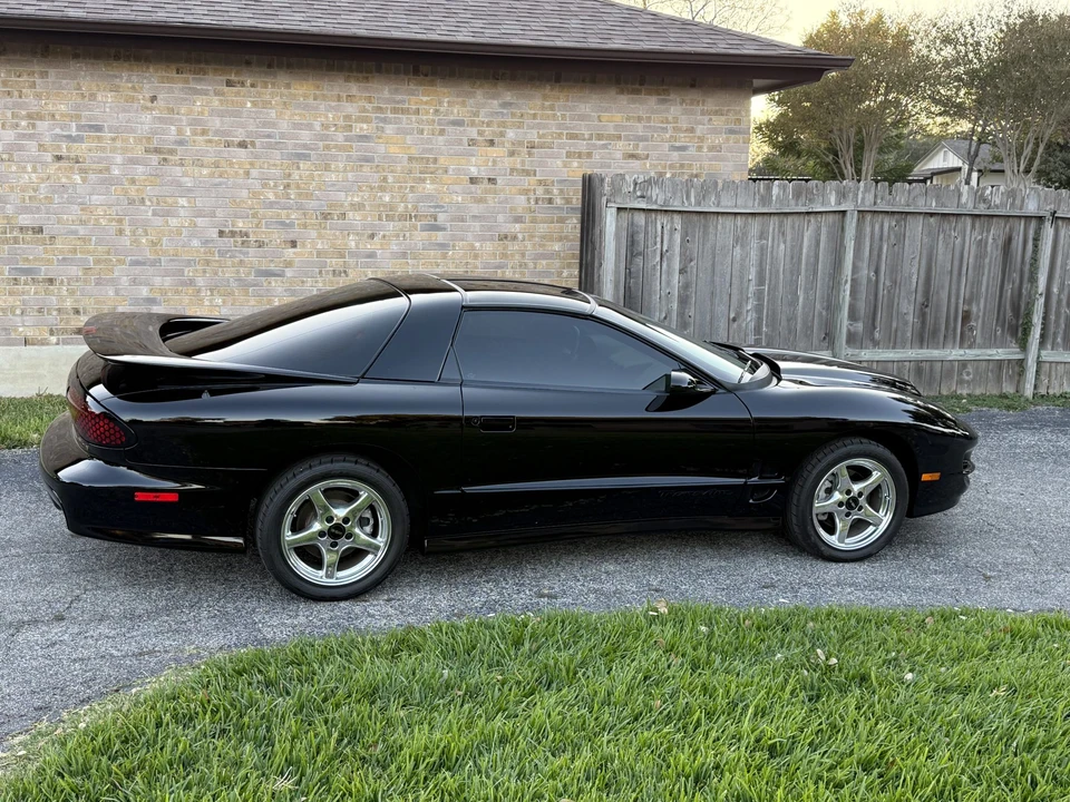 2001 Pontiac Firebird Trans Am 4th Gen - Image 17 of 31