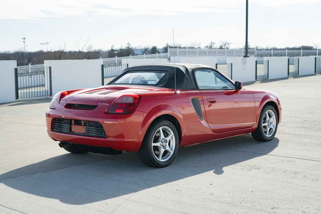 2001 Toyota MR2 Spyder/MR-S - Image 22 of 31