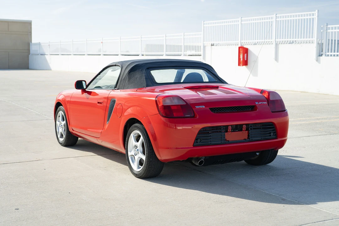 2001 Toyota MR2 Spyder/MR-S - Image 25 of 31