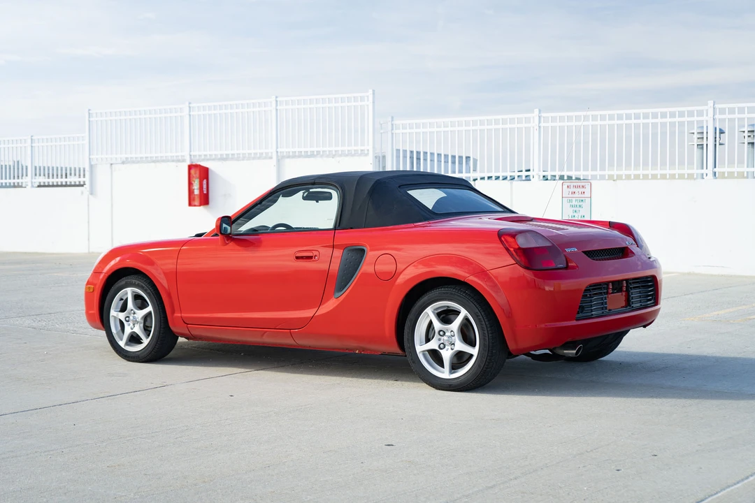 2001 Toyota MR2 Spyder/MR-S - Image 26 of 31