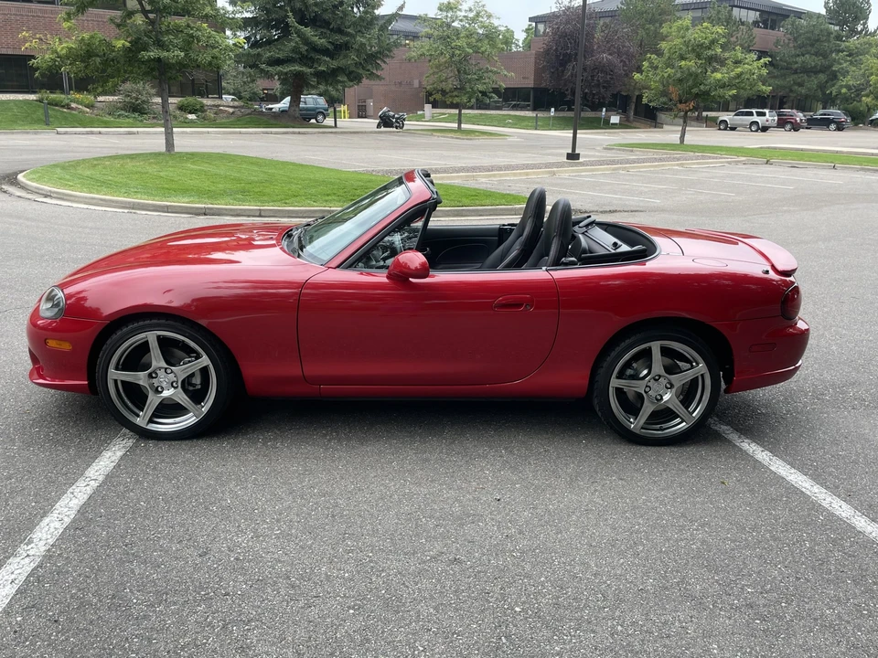 2004 Mazda NB Mazdaspeed MX-5 Miata - Image 5 of 31
