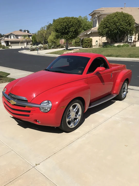 2005 Chevrolet SSR - Image 17 of 31