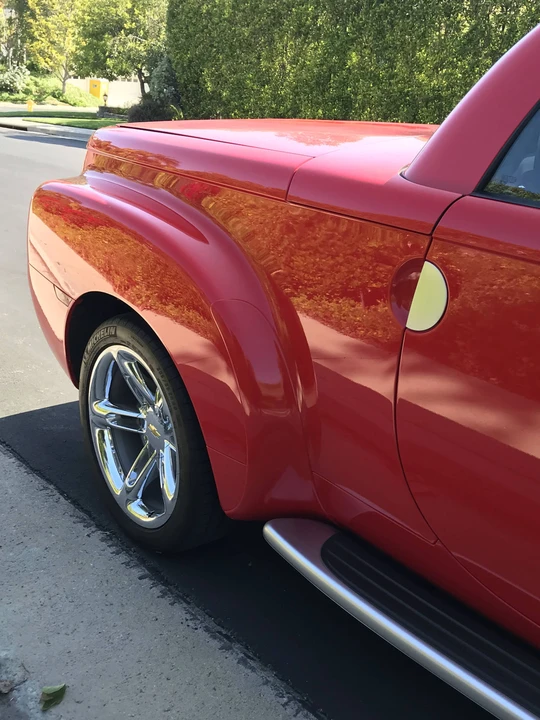 2005 Chevrolet SSR - Image 26 of 31