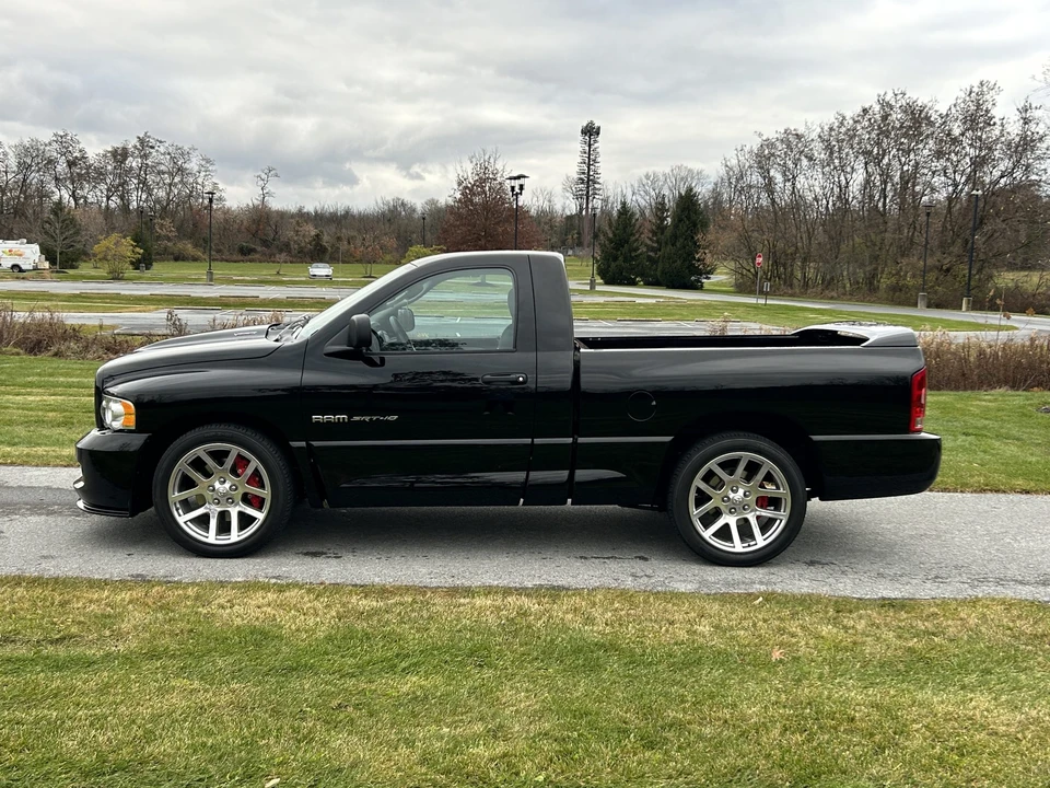 2005 Dodge Ram SRT-10 3rd Gen - Image 29 of 31