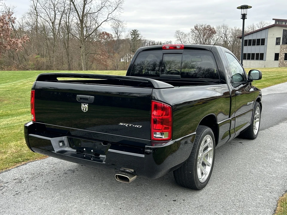 2005 Dodge Ram SRT-10 3rd Gen - Image 17 of 31