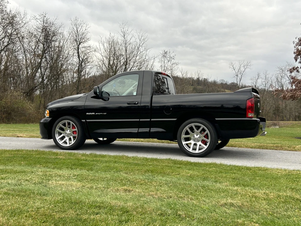 2005 Dodge Ram SRT-10 3rd Gen - Image 25 of 31