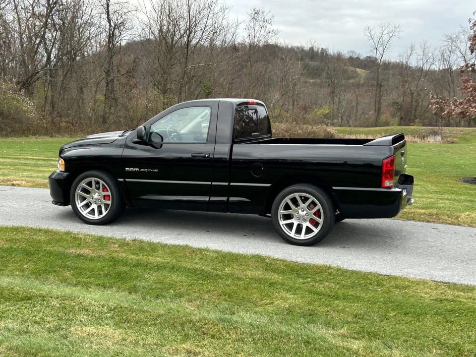 2005 Dodge Ram SRT-10 3rd Gen - Image 24 of 31