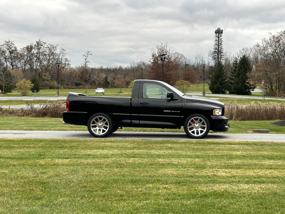 2005 Dodge Ram SRT-10 3rd Gen - Image 10 of 31