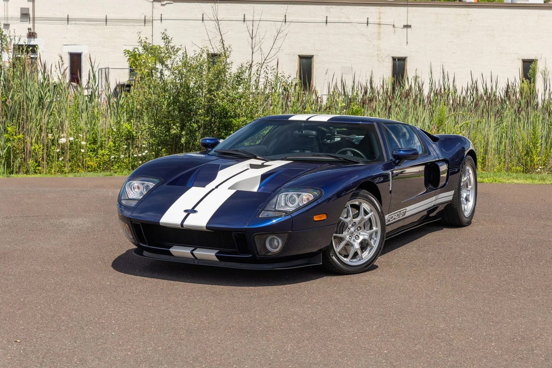 2005 Ford GT 1st Gen - Image 15 of 31