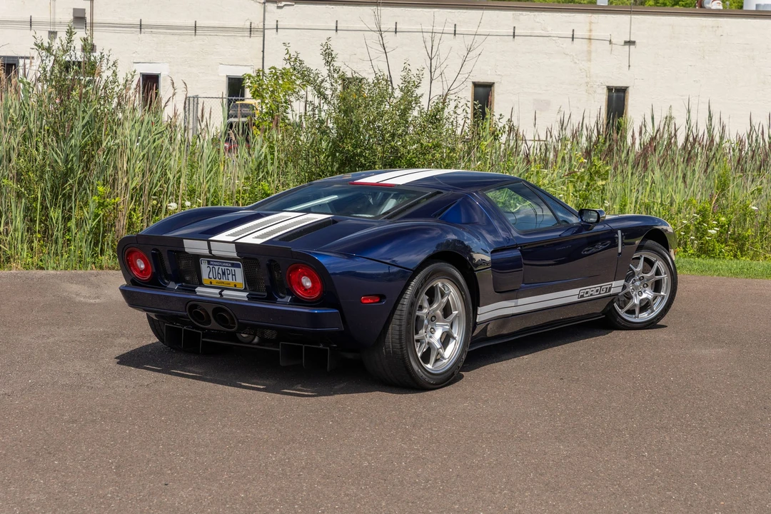 2005 Ford GT 1st Gen - Image 19 of 31