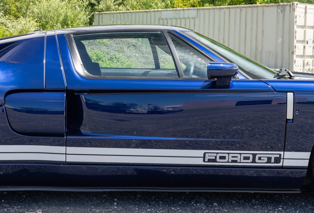 2005 Ford GT 1st Gen - Image 27 of 31