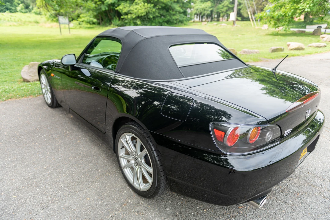 2005 Honda AP2 S2000 - Image 4 of 31