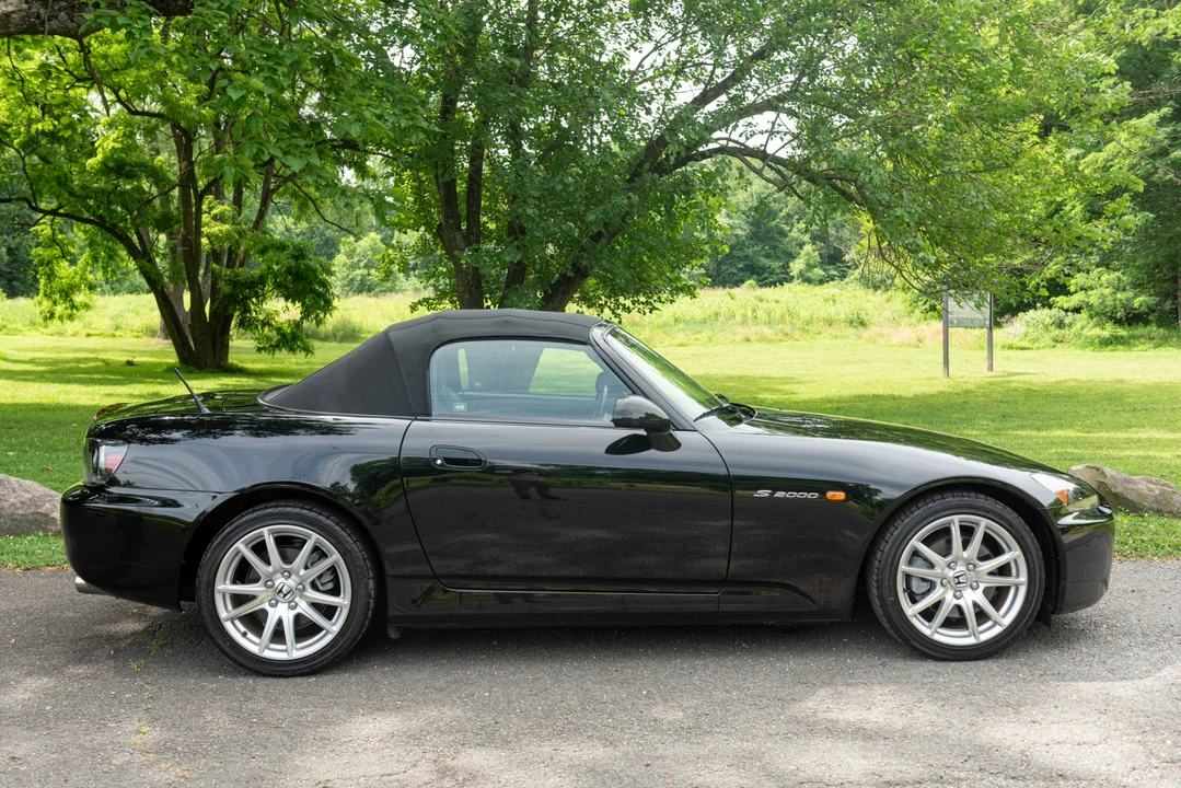 2005 Honda AP2 S2000 - Image 17 of 31