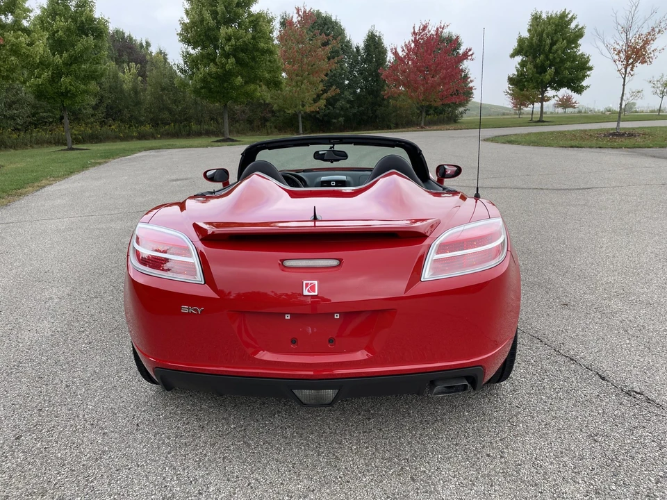 2007 Saturn Sky - Image 9 of 31