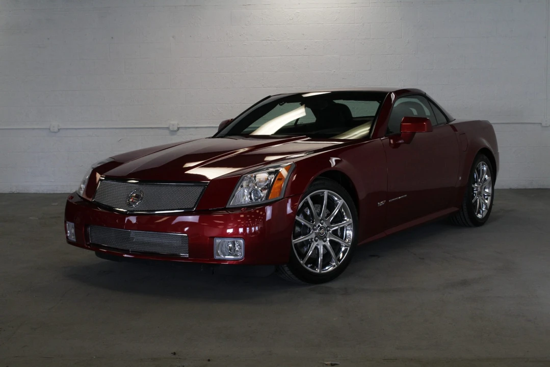 2008 Cadillac XLR-V - Image 5 of 31