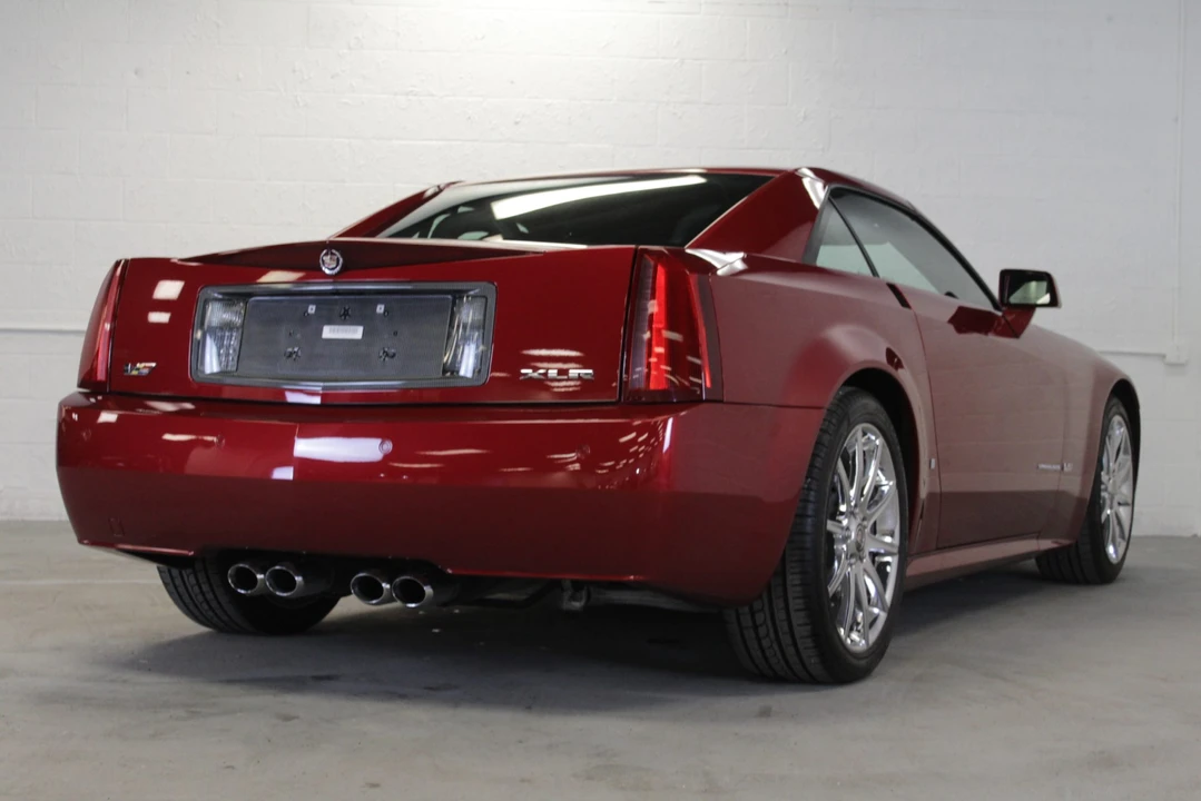 2008 Cadillac XLR-V - Image 26 of 31