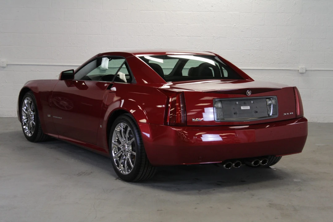 2008 Cadillac XLR-V - Image 17 of 31