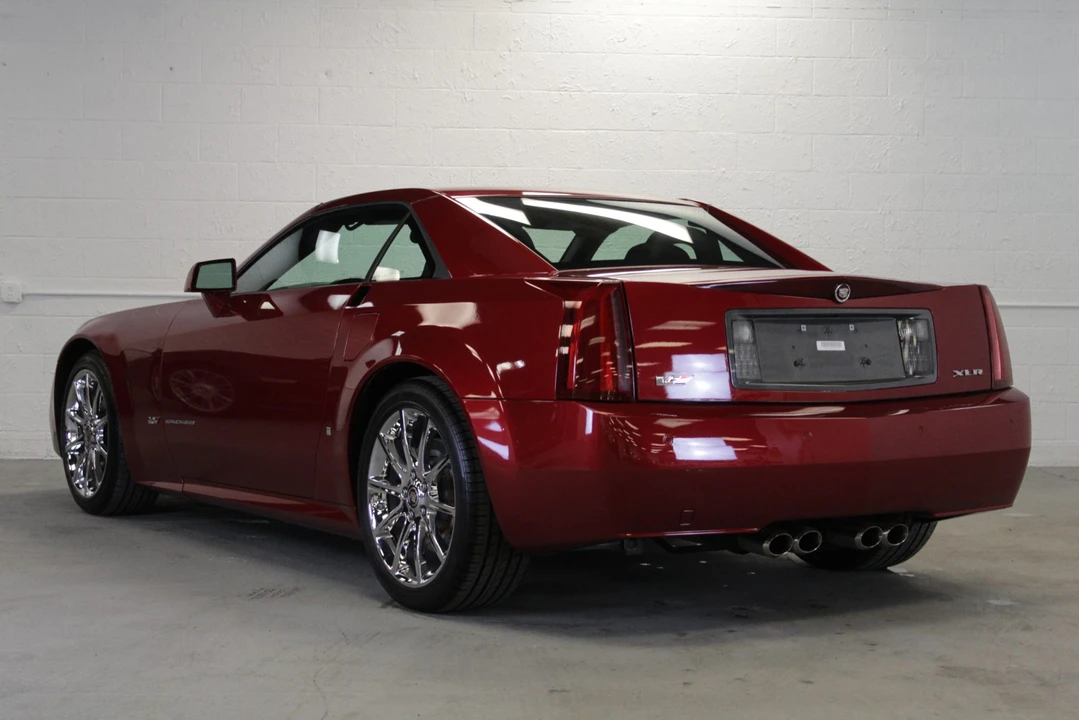 2008 Cadillac XLR-V - Image 16 of 31