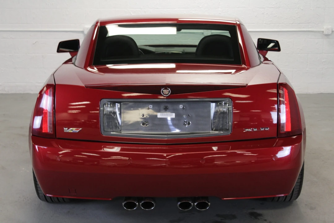 2008 Cadillac XLR-V - Image 24 of 31
