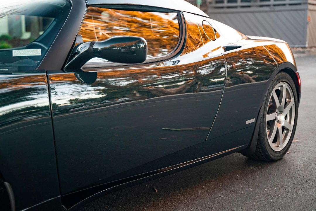 2008 Tesla Roadster - Image 18 of 31