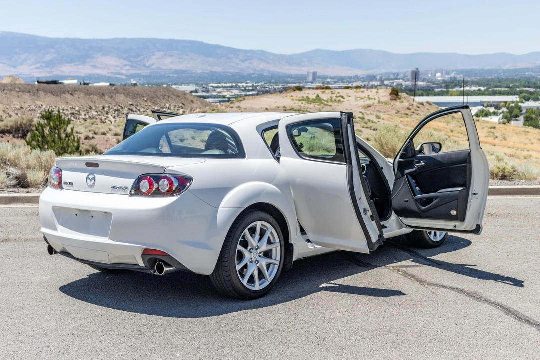2009 Mazda RX-8 2nd Gen - Image 17 of 31
