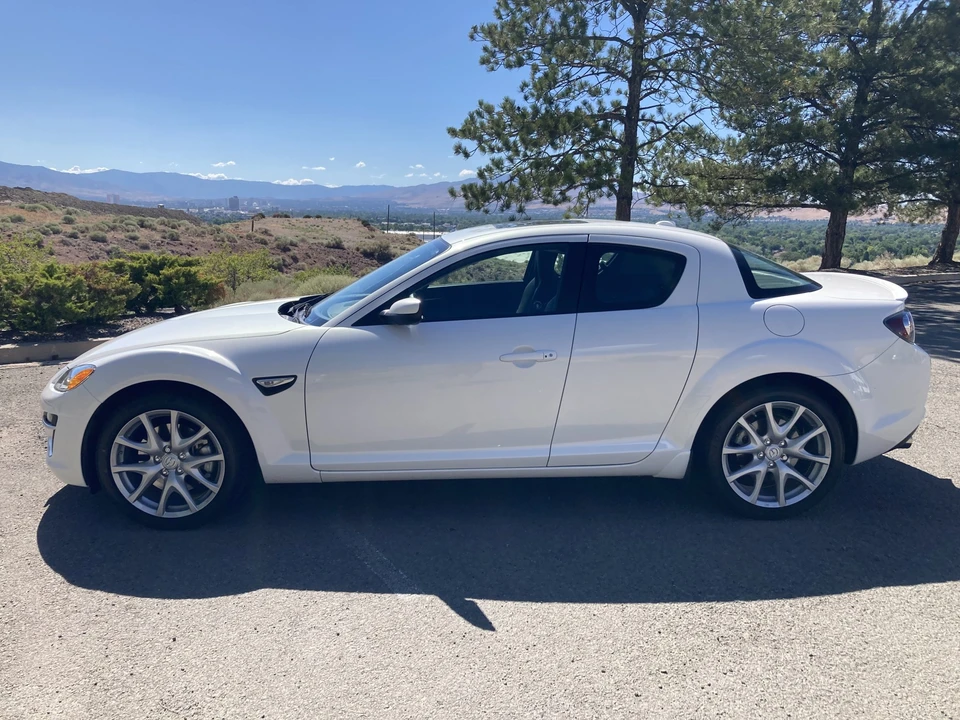 2009 Mazda RX-8 2nd Gen - Image 16 of 31