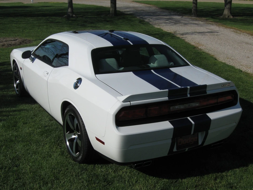 2011 Dodge Challenger SRT8 & 392 3rd Gen - Image 5 of 31