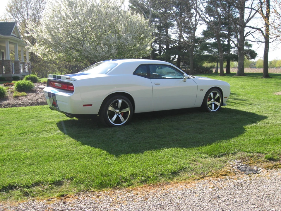 2011 Dodge Challenger SRT8 & 392 3rd Gen - Image 12 of 31