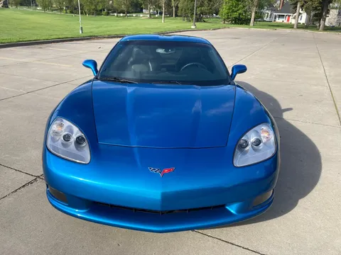 2011 Chevrolet Corvette C6 - Image 2 of 19