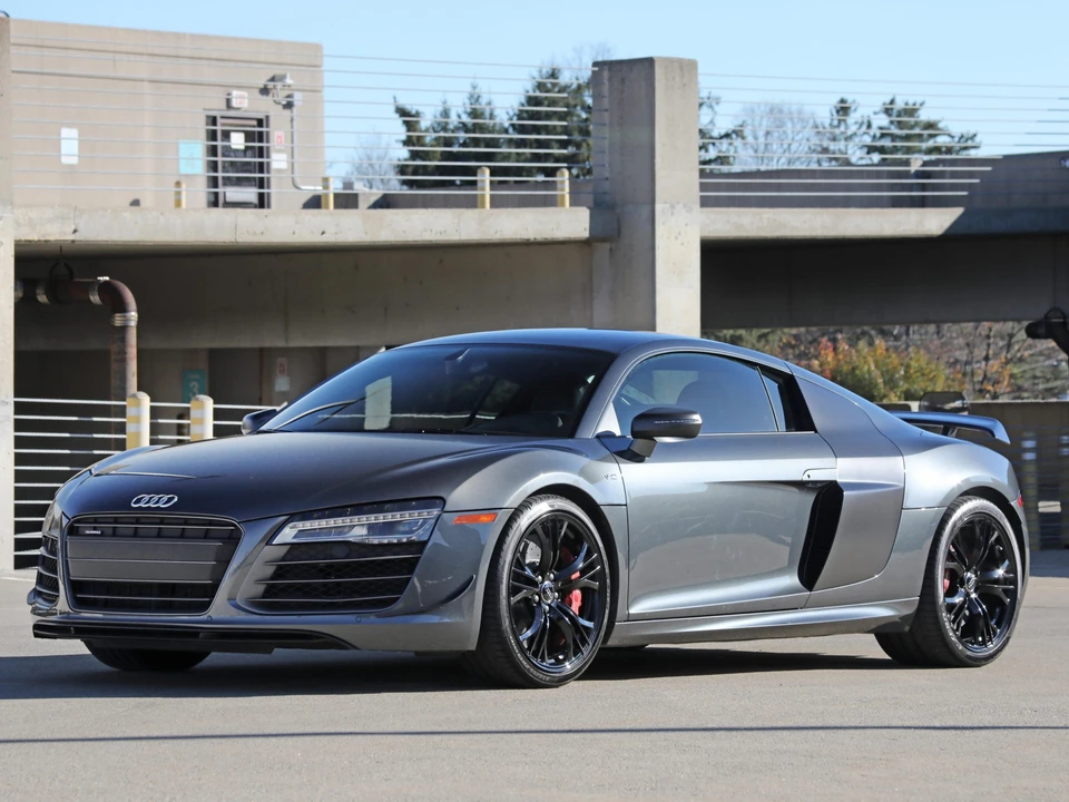 2015 Audi 42 R8 - Image 7 of 31