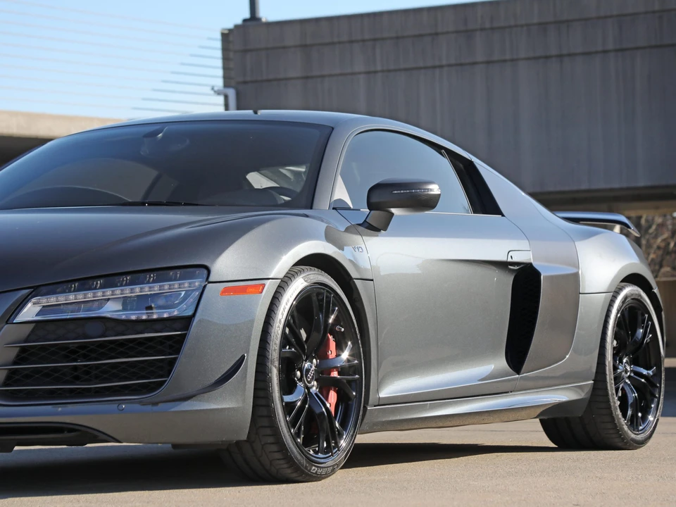 2015 Audi 42 R8 - Image 22 of 31