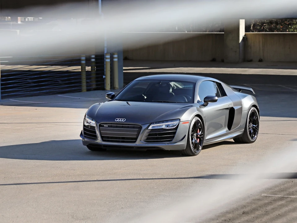 2015 Audi 42 R8 - Image 5 of 31