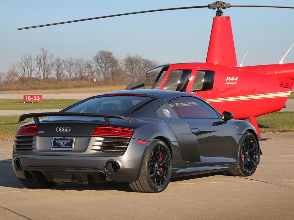 2015 Audi 42 R8 - Image 13 of 31